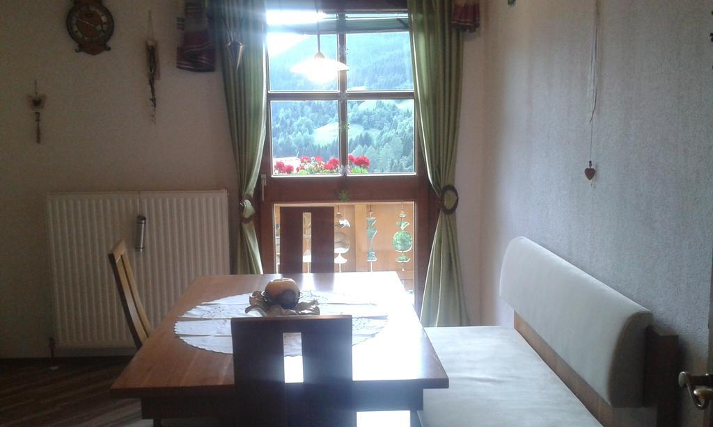 Ferienwohnung Biobergbauernhof Brandenau Taxenbach Zimmer foto